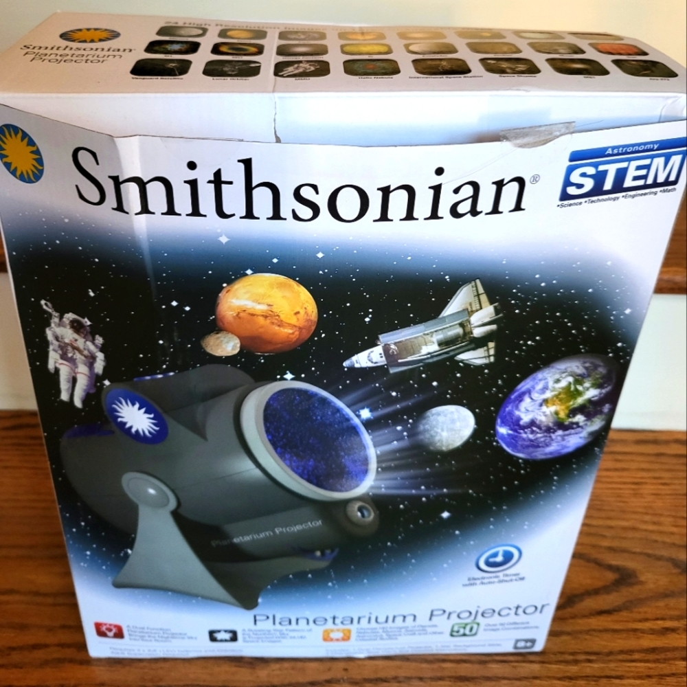 Smithsonian Planetarium Projector